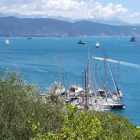 Infinity Blue * Πόρτο Βένερε